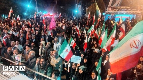 نورآباد میزبان شصت ونهمین موج تجمعات بیعت با رهبری شد