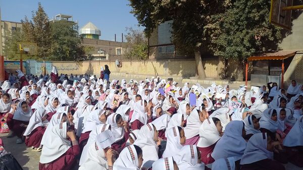 ولادت حضرت زینب (س) در دبستان شطیطه2