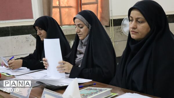 مرحله قطبی سی‌ویکمین کنگره سراسری قرآن کریم مدارس استعدادهای درخشان در خرم‌آباد