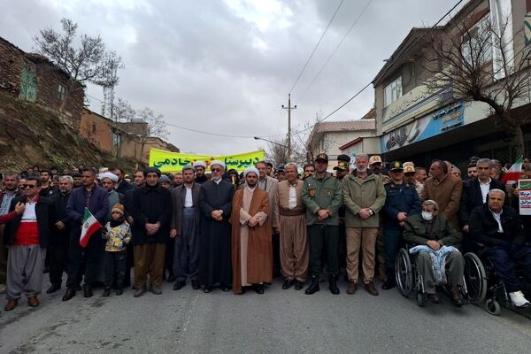 راهپیمایی ۲۲ بهمن در بانه؛ تجدید میثاق با آرمان‌های انقلاب اسلامی