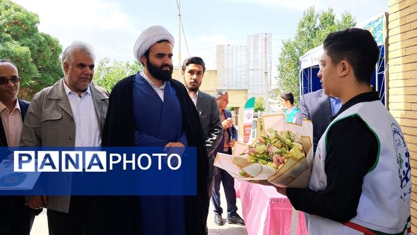 غرفه خبرگزاری پانا و سازمان دانش‌آموزی در مراسم افتتاحیه فعالیت‌های تابستانی