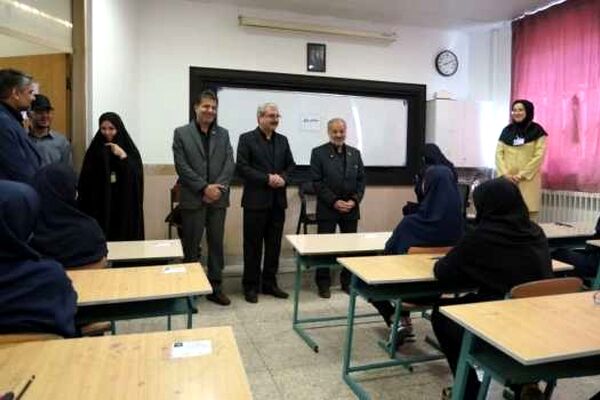 ۵۱۶ هزار دانش‌آموز در آزمون‌های مدارس استعدادهای درخشان و نمونه دولتی شرکت کردند