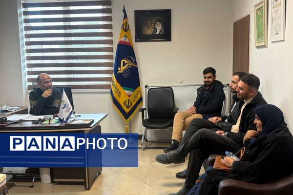 دیدار صمیمانه همکاران پرورشی اداره آموزش‌وپرورش شهرستان اسلامشهر با فرمانده بسیج فرهنگیان تهران