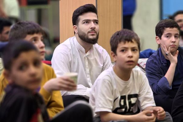 بازدید معاون پرورشی و تربیت بدنی ناحیه دو شهرری از مراسم اعتکاف دانش آموزی 