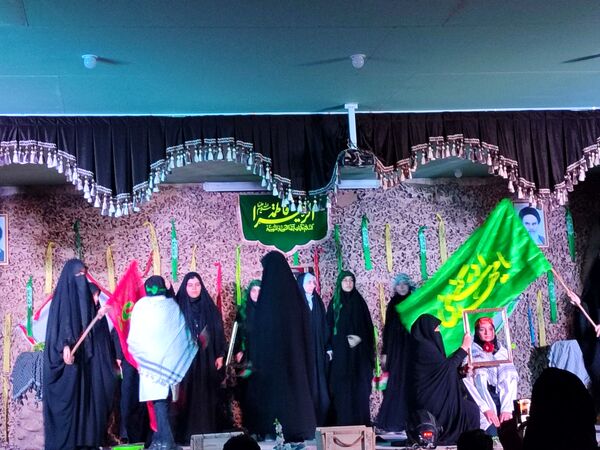 دانش‌آموزان با آرمان شهدا تجدید میثاق کردند
