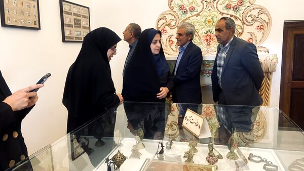 بزرگداشت‌ هفته پیوند و تجلیل از انجمن‌های اولیا و مربیان برتر استان مرکزی در سطح کشور