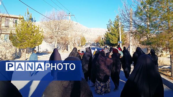 همایش پیاده‌روی به مناسبت  گرامیداشت روز مادر در مارگون