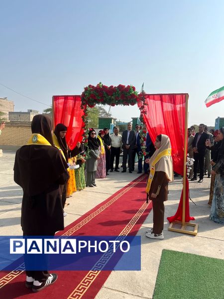 آغاز سال تحصیلی با کاشت درخت به یاد شهدای دانش‌آموز در سیریک