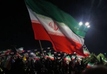 میدان نورانی ، ایران مردمی