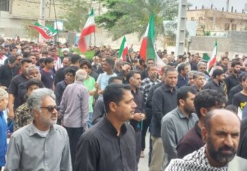 حماسه حضور مردم و تشییع باشکوه شهید پاسدار ابوالفضل اکبری