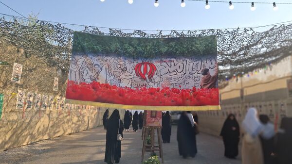 سفر دختران به سرزمین راز و نیاز؛ بازخوانی حماسه در قامت میراث‌داران نور