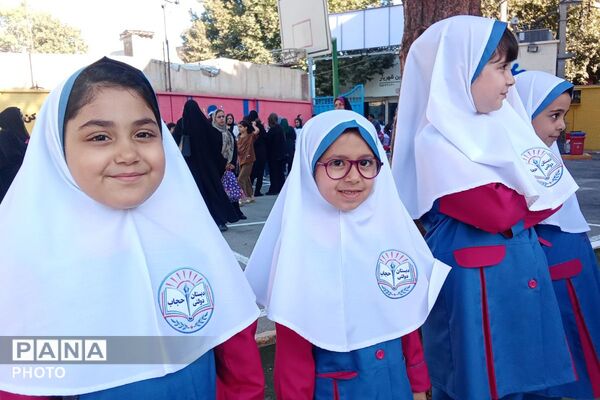 جشن شکوفه ها؛ در قاب پانا