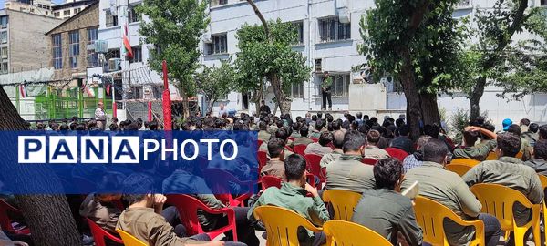 زمین چمن فرصتی برای سلامت دانش‌آموزان
