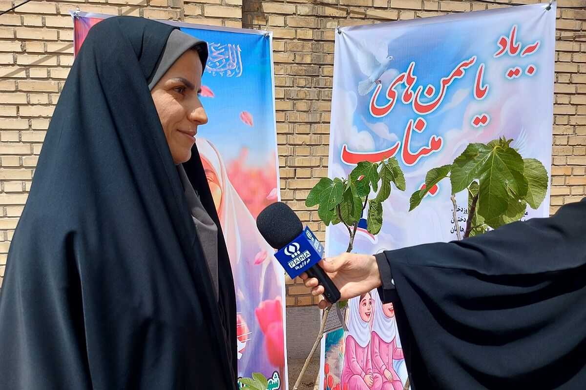 کاشت نهال، نمادی از امید، رشد و جاودانگی جامعه است