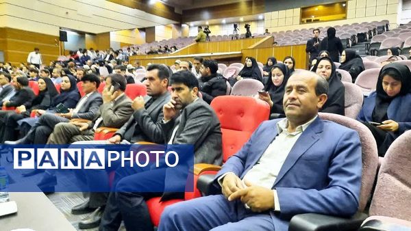 آیین تجلیل از برترین‌های کشوری فرهنگیان و دانش‌آموزان کهگیلویه و بویراحمد در یاسوج