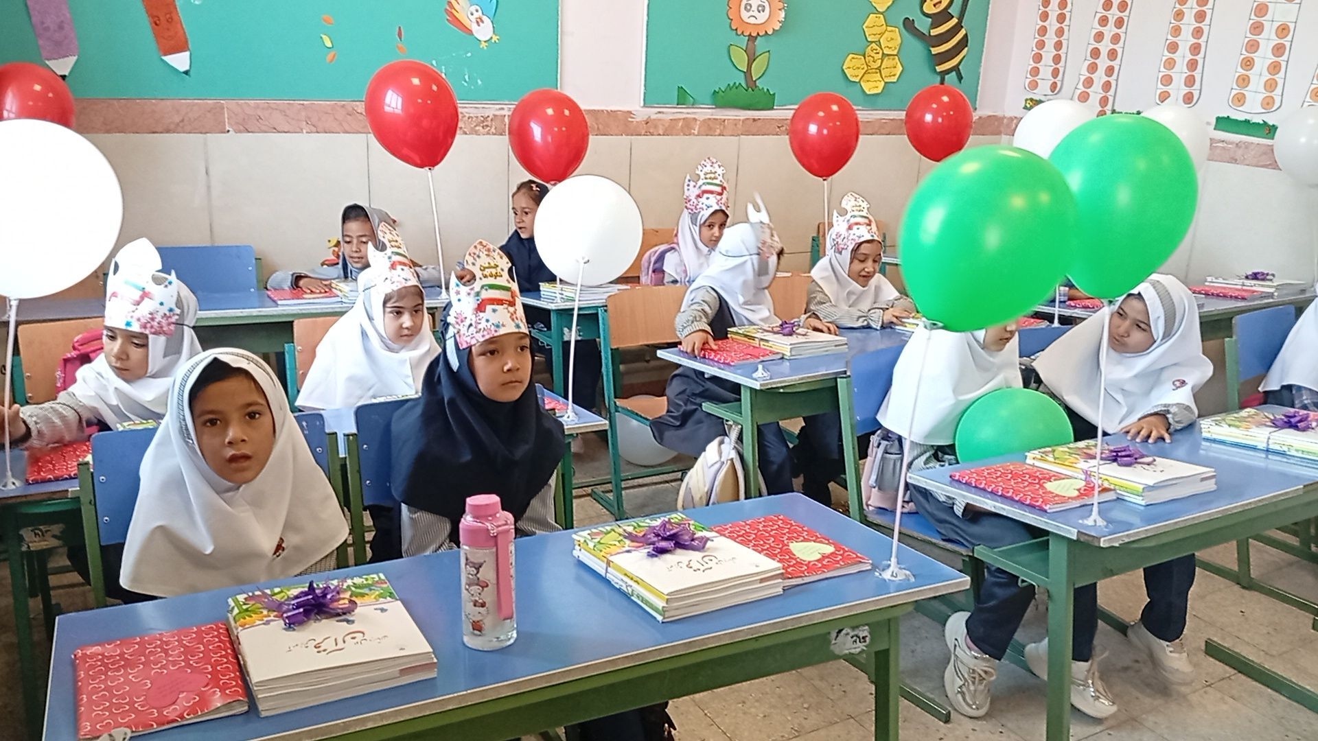 برگزاری جشن شکوفه ها در آموزشگاه بنیاد برکت