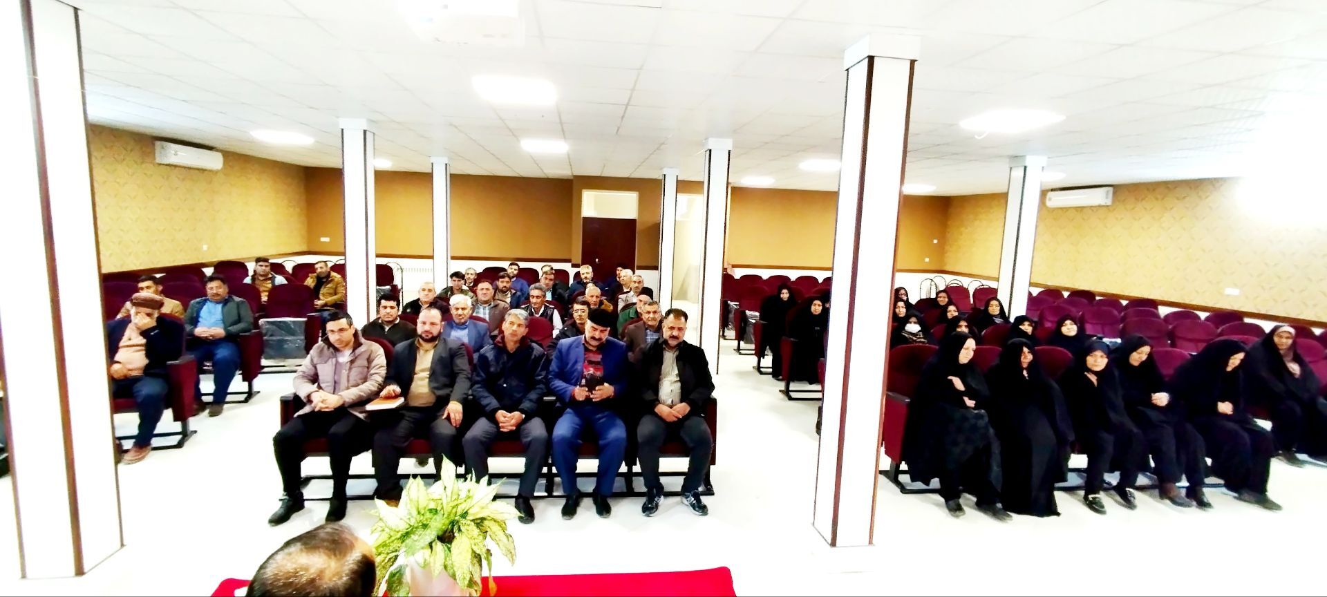 همه ارکان مدرسه در موفقیت یک مدرسه اثرگذار هستند