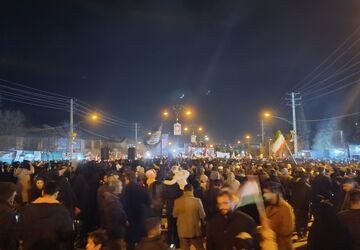 مراسم عزاداری و راهپیمایی درشهرستان گچساران با حضور پرشور مردم