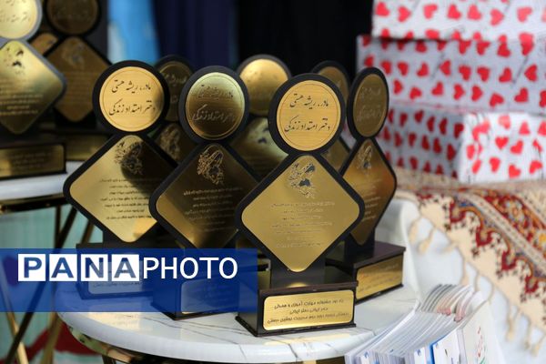 جشنواره مادر و دختری در دبستان زینبیه تبریز