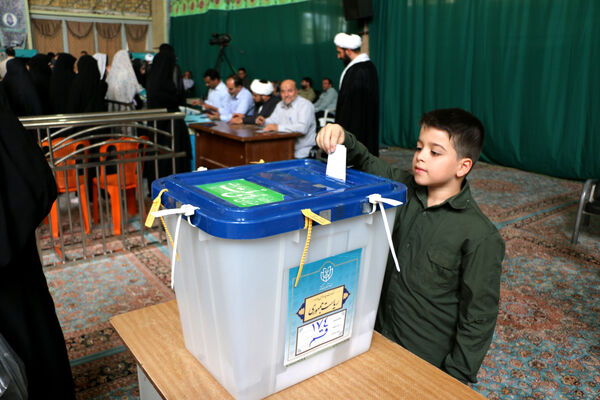حضور نوجوانان قمی در انتخابات ریاست جمهوری -2