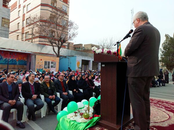 روز درختکاری در منطقه ۱۶