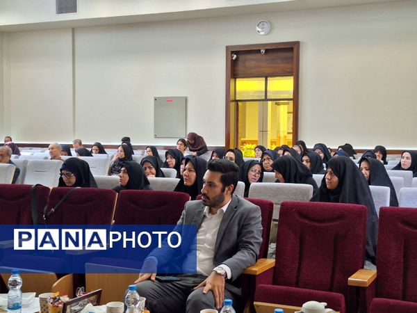 آیین تودیع و تکریم معاون سابق آموزش ابتدایی ناحیه ۶