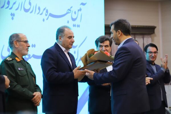 آیین بهره‌برداری از پروژه‌های عمرانی مرکز آموزشی استعدادهای درخشان شهید مدنی تبریز