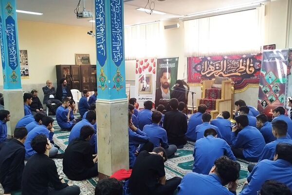 اولین یادواره شهدای سمپاد در جنگ ۱۲ روزه با محوریت «طرح لاله‌های روشن» در ناحیه دو شهرری 