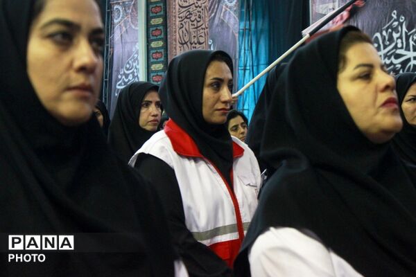 بزرگداشت و ادای احترام مدیران و کارکنان دولت در استان کرمان به رهبر شهید ایران