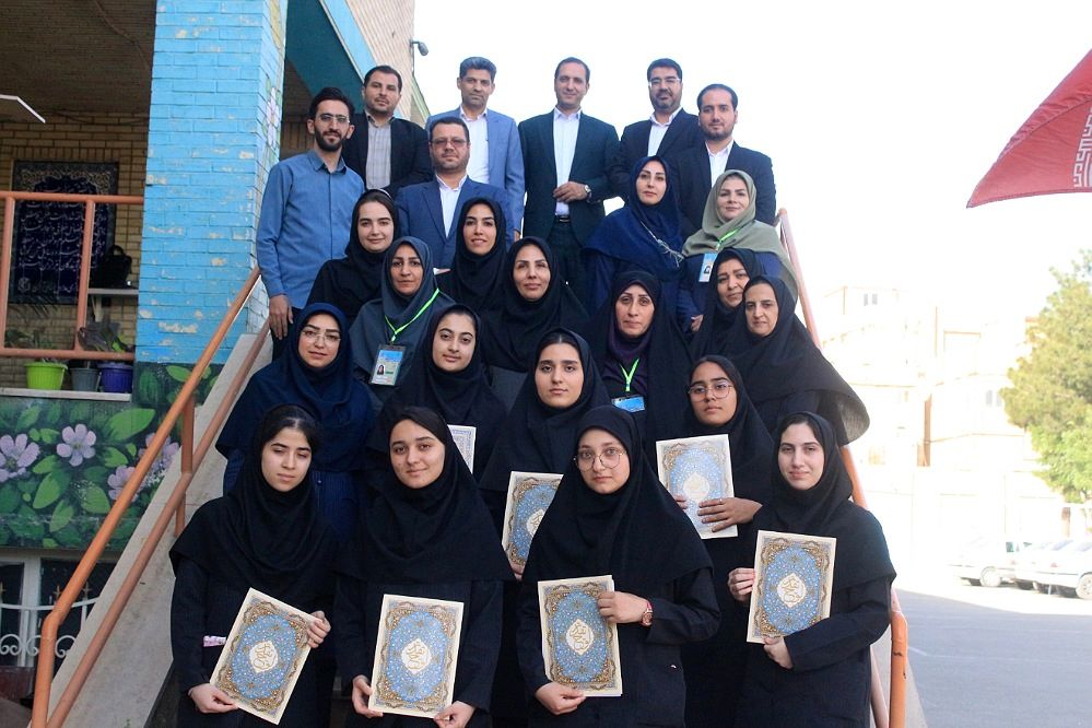 دومین جشنواره تدریس برتر در دبیرستان حکمت بهارستان‌۲