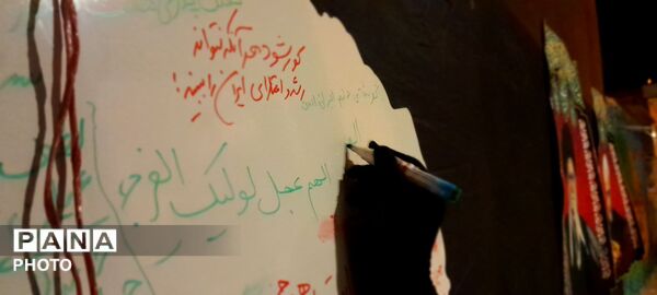 حضور پرشور مردم شهر صفی آباد در سوگواری رهبر انقلاب