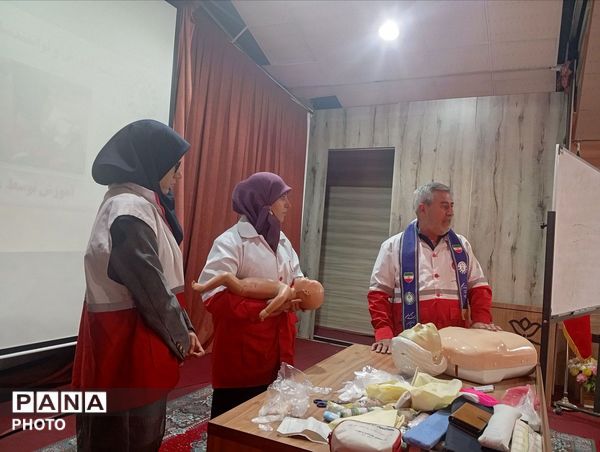 کارگاه توانمندسازی کمک‌های اولیه 