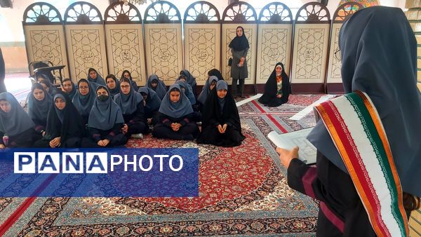 دانش‌آموزان مدارس منطقه ۵ با شهید گمنام پیمان وفاداری بستند