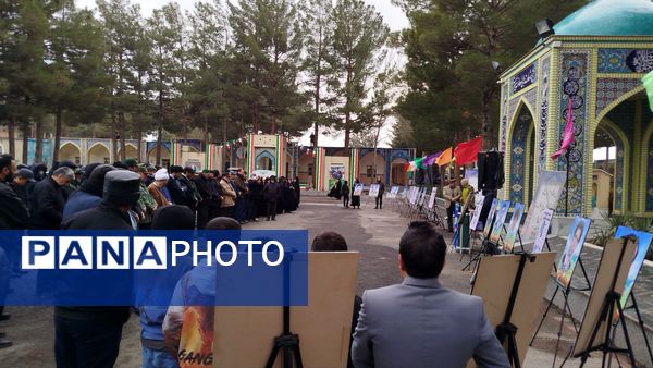 غبار روبی و عطر افشانی گلزار شهدا  در نیشابور 