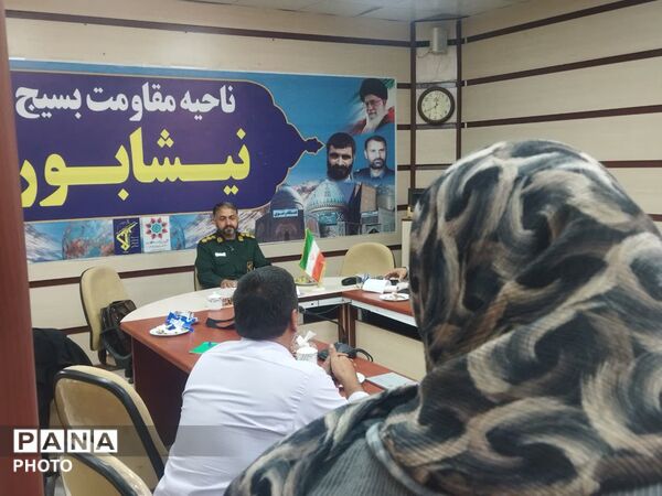 نشست خبری اصحاب رسانه نیشابور با فرمانده ناحیه مقاومت بسیج سپاه 