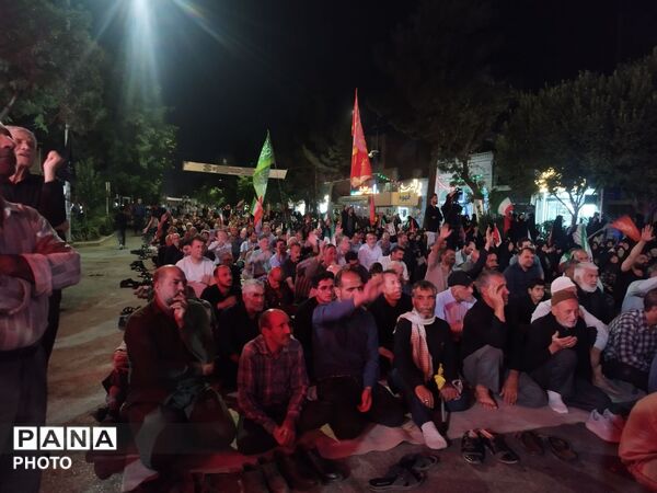 شبی دیگر در سایه سرای مسجد جامع شهرستان نیشابور با حضور نماینده مردم نیشابور 