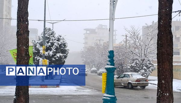 شهر نیشابور سفید پوش شد 