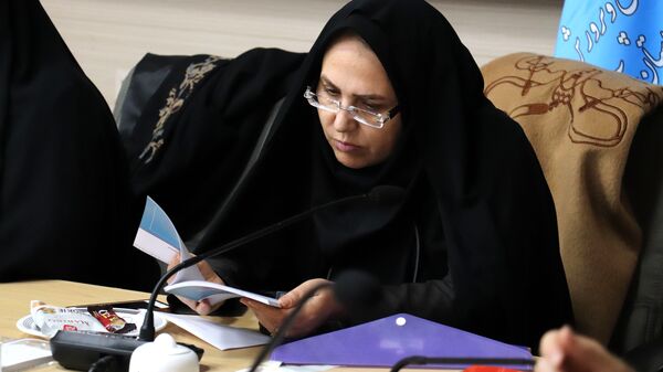 رویداد الگوسازی از زنان موفق و فعال در گفتمان الگوی سوم زن مسلمان