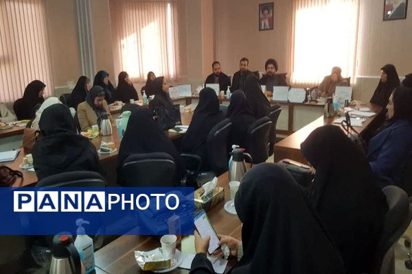 جلسه بصیرت افزایی 9 دی معاونین پرورشی رودهن