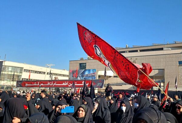 بزرگترین اطعام فاطمی کشور در مراسم استقبال از شهدا