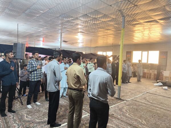 جشن آغاز سال تحصیلی و گرامیداشت هفته دفاع مقدس در حسینیه سیدالشهداء روستای مزرعه شهید بهشتی