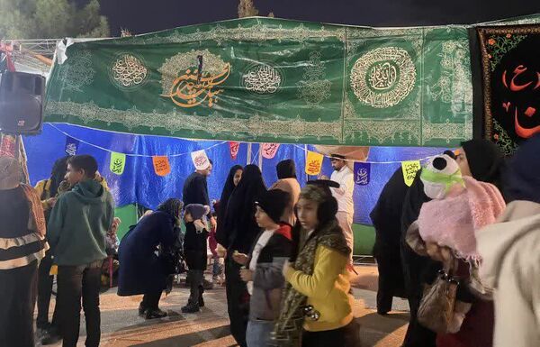 غرفه کودک هیئت انصارالحسین (ع) در جشن نیمه شعبان آزادشهر