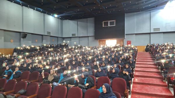 برگزاری جشن ستارگان دبیرستان دخترانه هیات امنایی نیایش