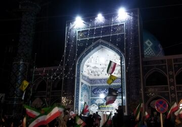 خیابان ها را  تا نابودی اسرائیل رها نمی‌کنیم