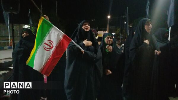 اجتماعات شبانه در حسینیه شهدای شهر بار نیشابور  