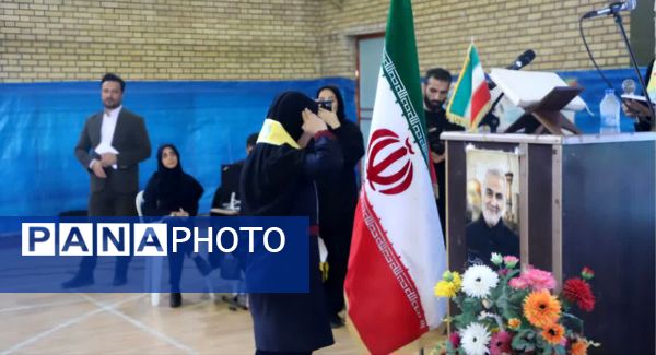 روشنایی یاد شهدا در دل نوجوانان بندر گز