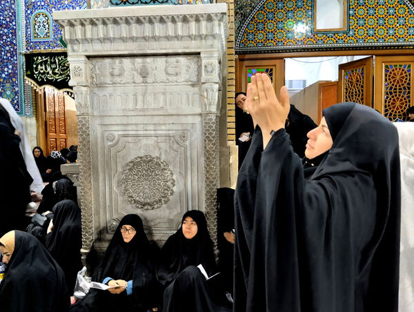 مراسم نخستین شب قدر در حرم حضرت معصومه(س)