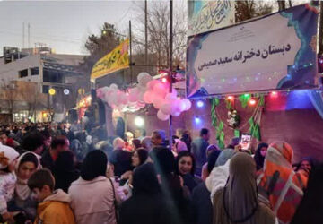 آباده ای‌ها در جشن میلاد حضرت مهدی( عج) سنگ‌تمام گذاشتند