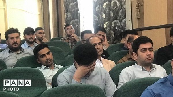 گردهمایی مسئولان و مدیران مدارس در سالن معلم اشخانه