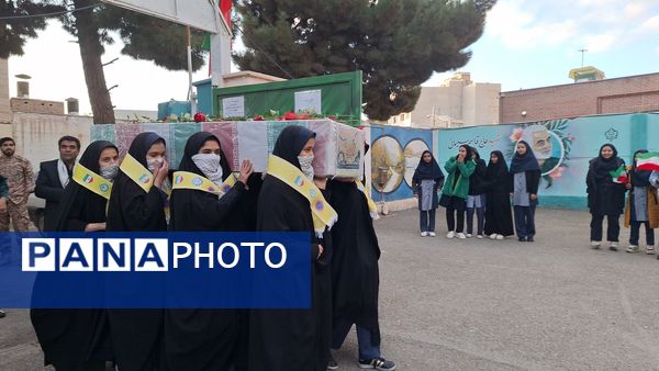 استقبال از شهید گمنام ، تجلی همبستگی و وحدت مردم در پاسداشت شهدا 